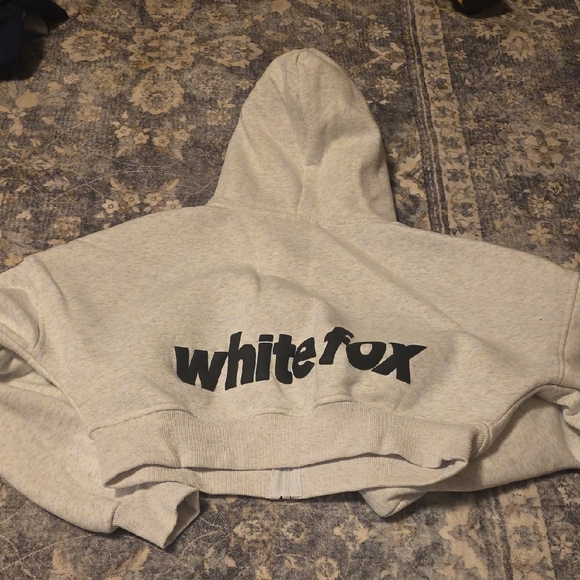 White Fox Boutique Gray Hoodie and Sweatpants Set - Picture 7 of 7